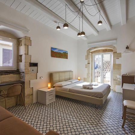 B&B Bianco E Blu Марина-ди-Рагуза Экстерьер фото