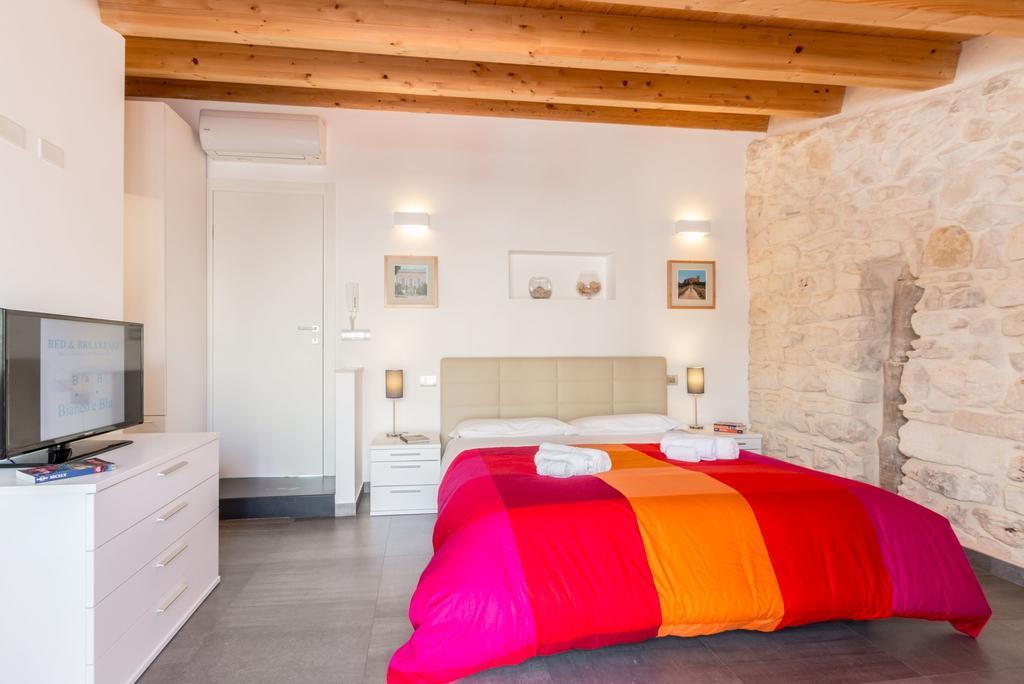 B&B Bianco E Blu Марина-ди-Рагуза Номер фото