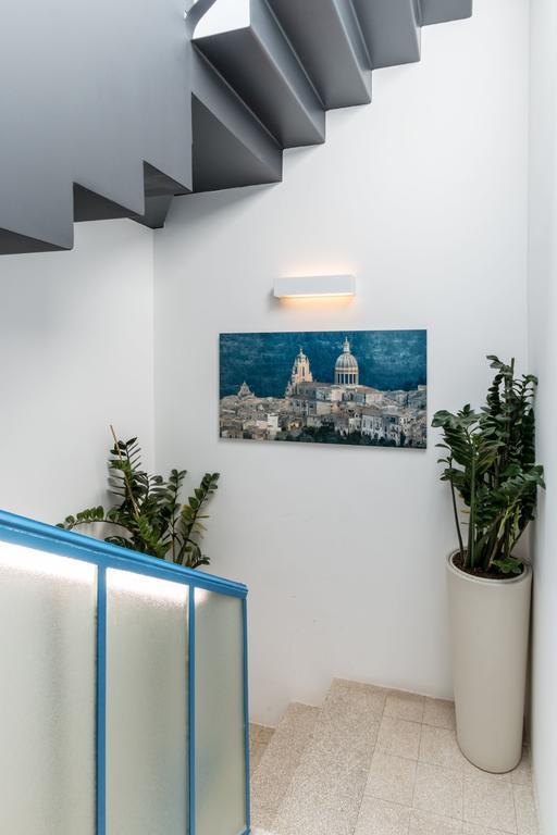 B&B Bianco E Blu Марина-ди-Рагуза Экстерьер фото