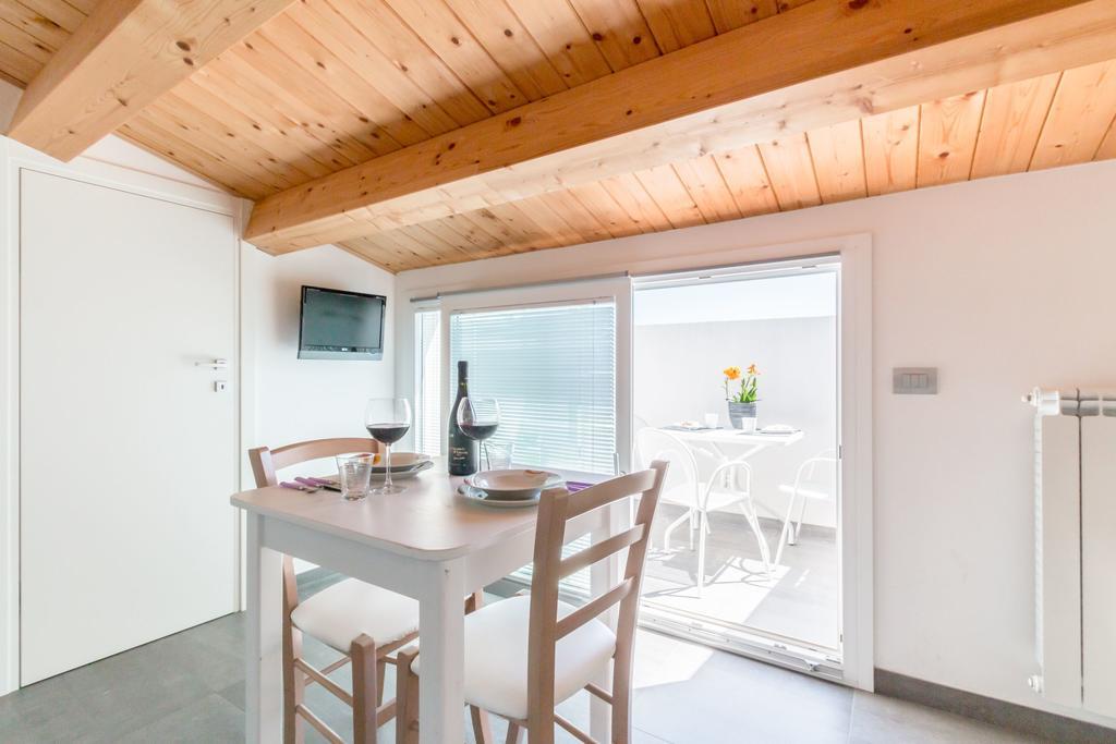 B&B Bianco E Blu Марина-ди-Рагуза Экстерьер фото
