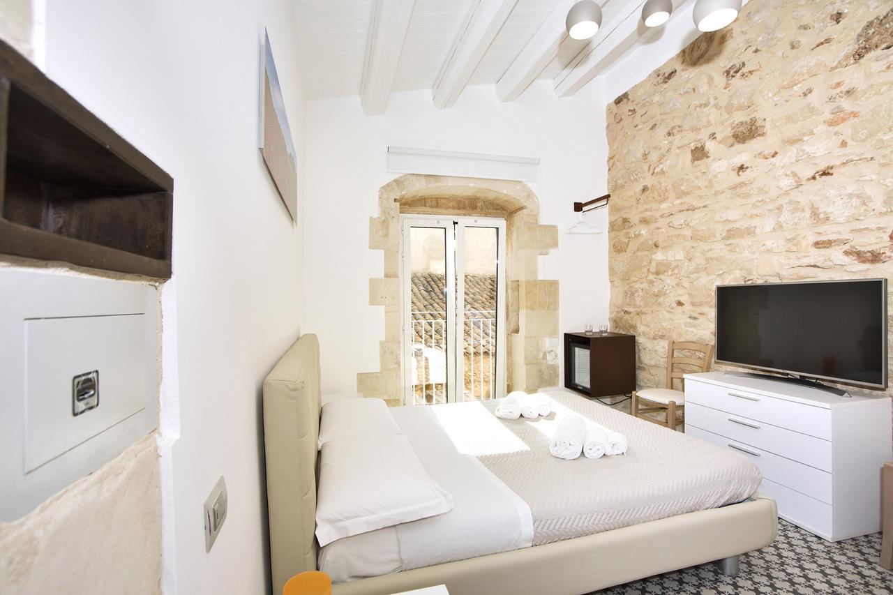 B&B Bianco E Blu Марина-ди-Рагуза Экстерьер фото